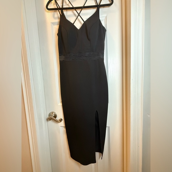 Black Ribbed V-Neck Backless Cocktail Dress, Leg Slit, Hollywood, Event - Picture 1 of 7